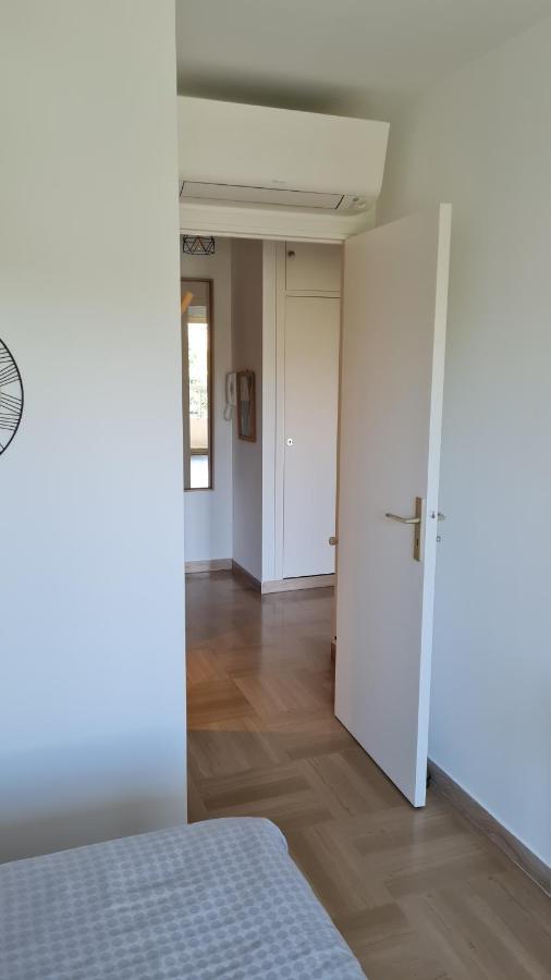 2P Entierement Climatise I Bien Insonorise I Wifi I A 300 M De La Mer I Restaurants Commerces Et Transports A 5Mn A Pied I Ideal 2 Personnes I Possibilite 4 Avec Canape Lit De Qualite I Tres Belle Douche Кань-сюр-Мер Экстерьер фото