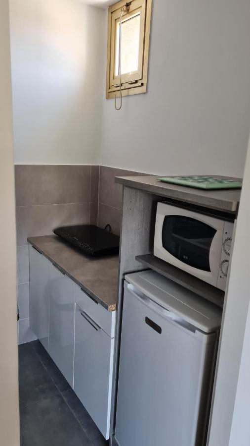 2P Entierement Climatise I Bien Insonorise I Wifi I A 300 M De La Mer I Restaurants Commerces Et Transports A 5Mn A Pied I Ideal 2 Personnes I Possibilite 4 Avec Canape Lit De Qualite I Tres Belle Douche Кань-сюр-Мер Экстерьер фото